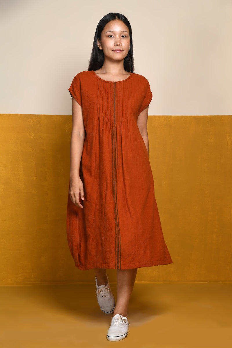 LINDA SLEEVELESS SHIFT DRESS